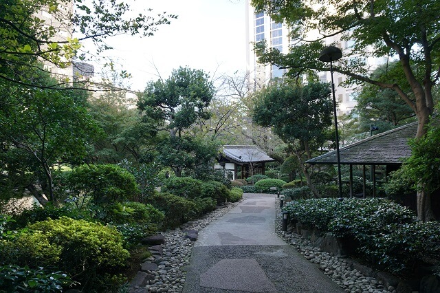グランドプリンスホテル新高輪の日本庭園の写真
