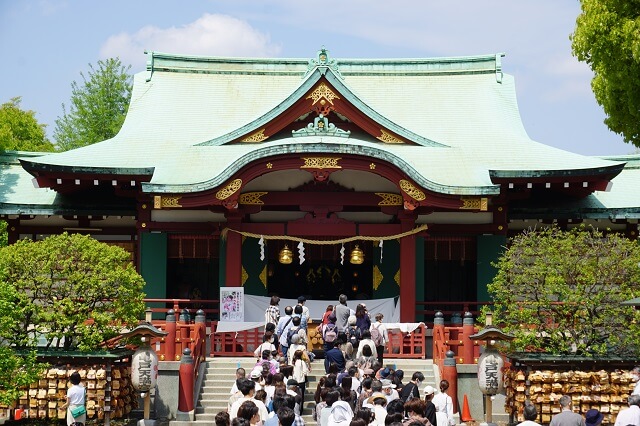 亀戸天神の社殿の写真