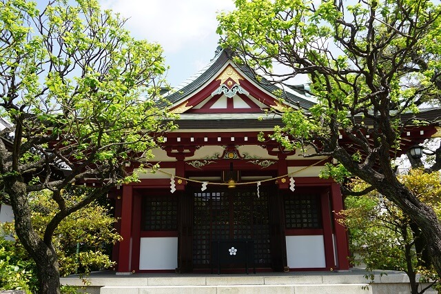 亀戸天神の隣の御岳神社の写真