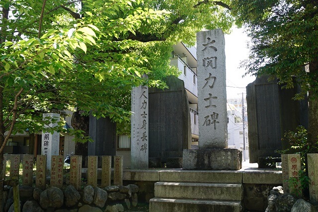 富岡八幡宮の大関碑