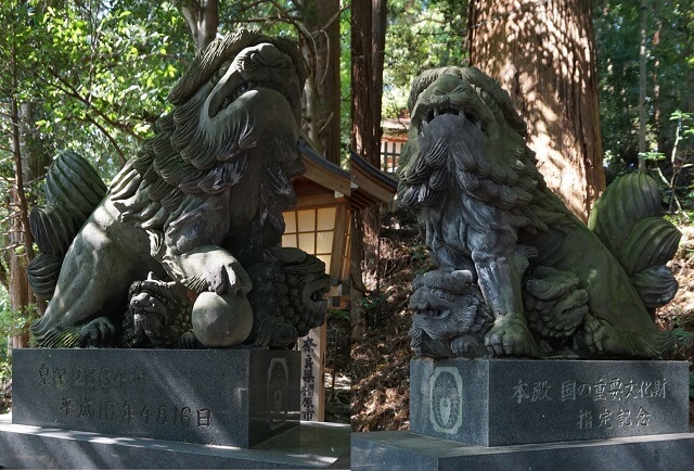 高千穂神社の狛犬